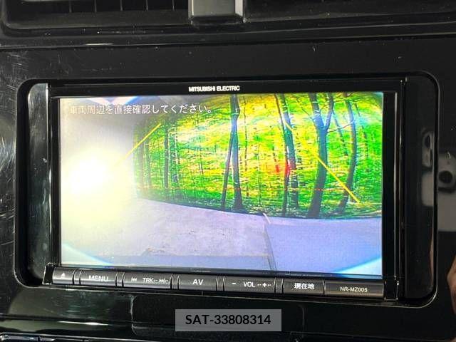 Toyota PRIUS 2019-06 380317-4