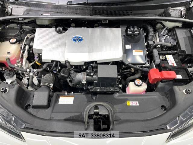 Toyota PRIUS 2019-06 380317-18
