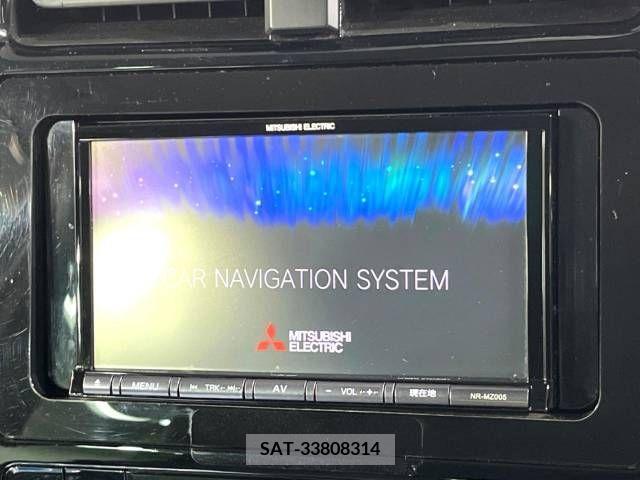 Toyota PRIUS 2019-06 380317-3