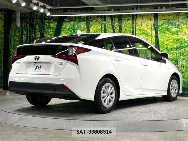 Toyota PRIUS 2019-06 380317-17