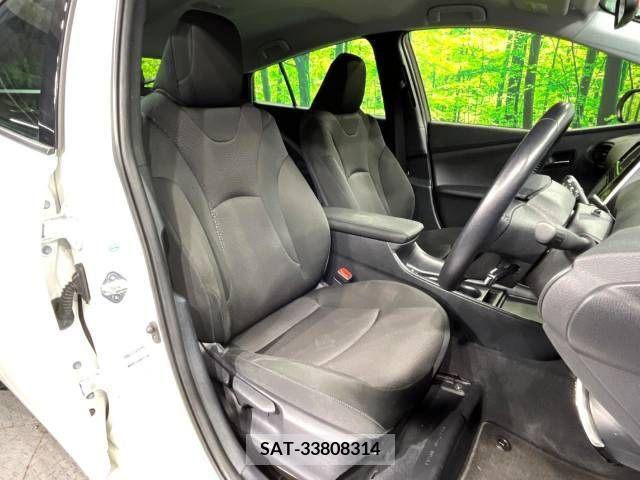 Toyota PRIUS 2019-06 380317-8