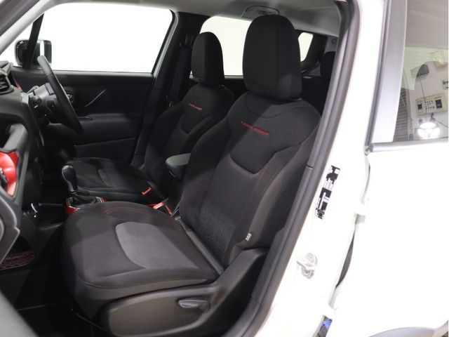 Jeep RENEGADE 2023-05 20827-16