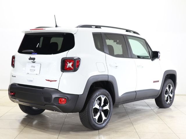 Jeep RENEGADE 2023-05 20827-7
