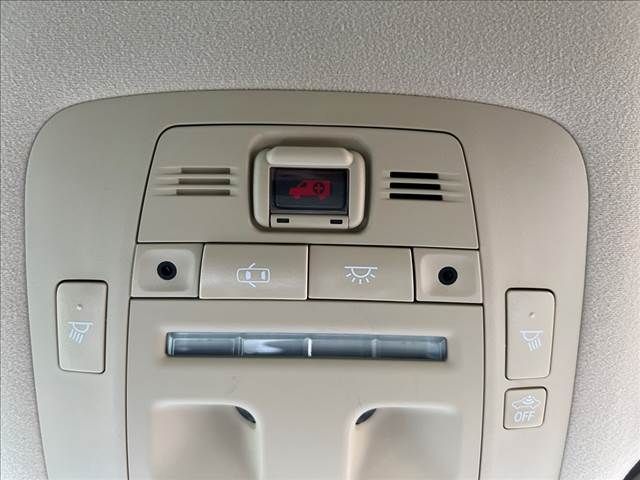 Toyota CROWN SEDAN 2016-10 27404-17