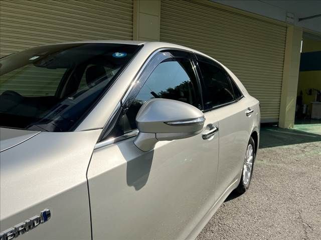 Toyota CROWN SEDAN 2016-10 27404-3
