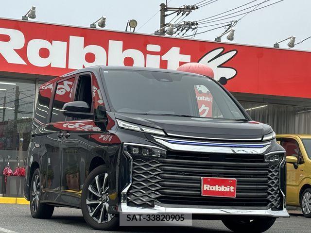 Toyota VOXY HYBRID 2023-07 333222-0