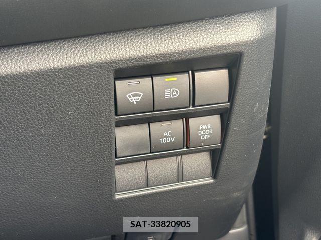 Toyota VOXY HYBRID 2023-07 333222-19