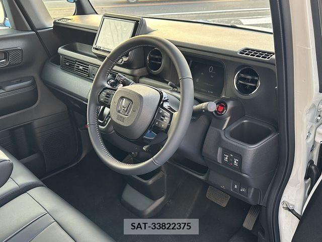 Honda N BOX CUSTOM 2023-10 221898-11