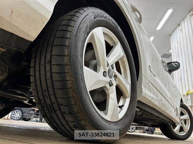 Audi Q3 2021-08 317893-18