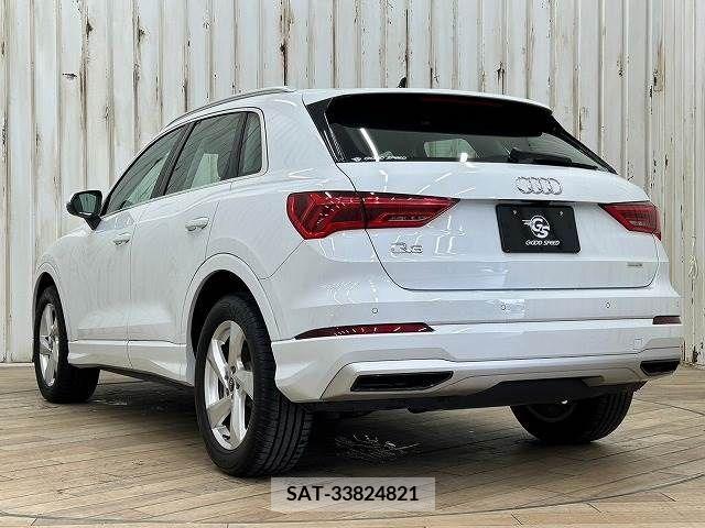 Audi Q3 2021-08 317893-16