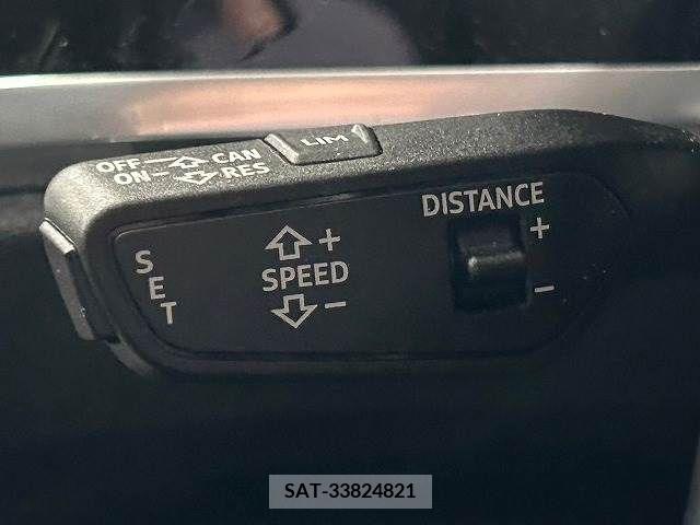 Audi Q3 2021-08 317893-4