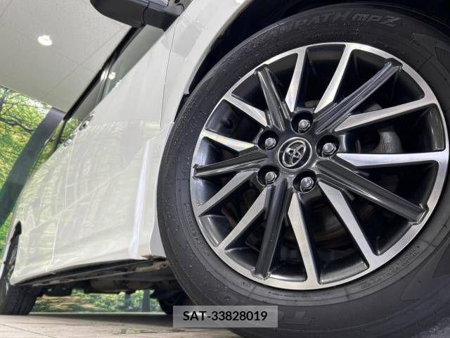 Toyota VOXY 2015-05 379215-14