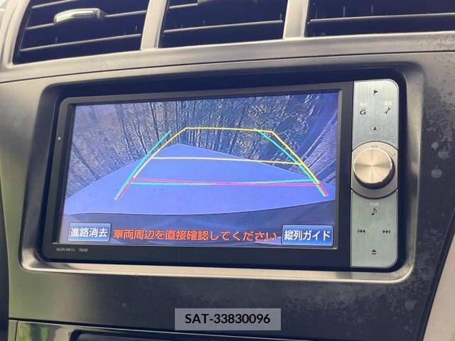 Toyota PRIUS ALPHA 2012-01 366766-3