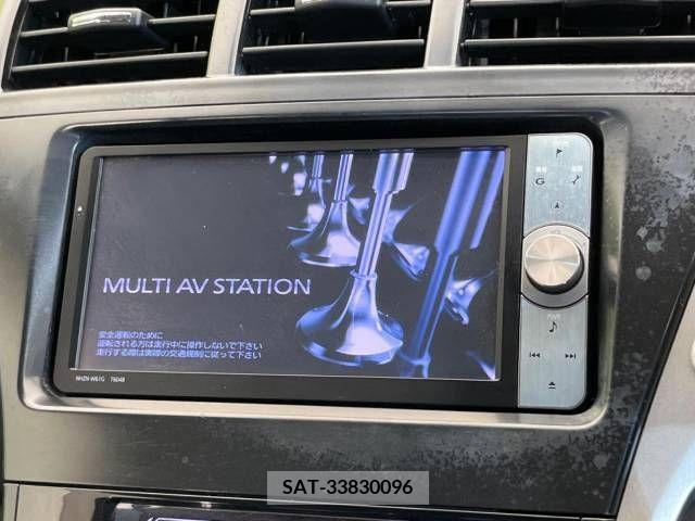Toyota PRIUS ALPHA 2012-01 366766-2