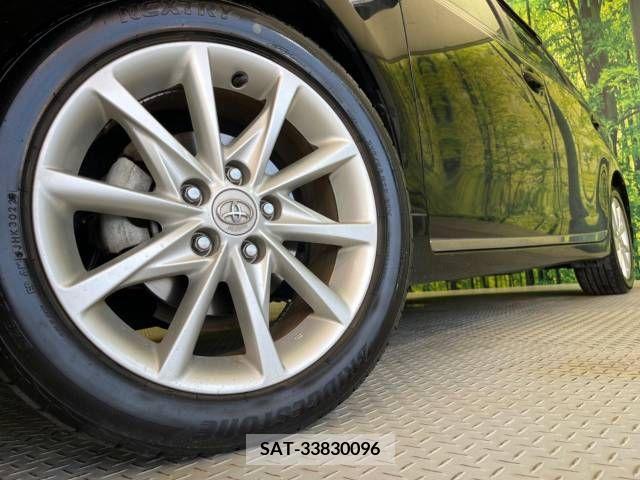 Toyota PRIUS ALPHA 2012-01 366766-11