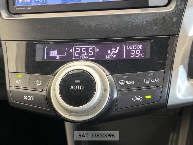 Toyota PRIUS ALPHA 2012-01 366766-5
