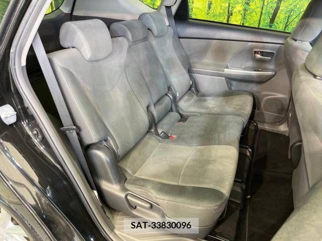 Toyota PRIUS ALPHA 2012-01 366766-9