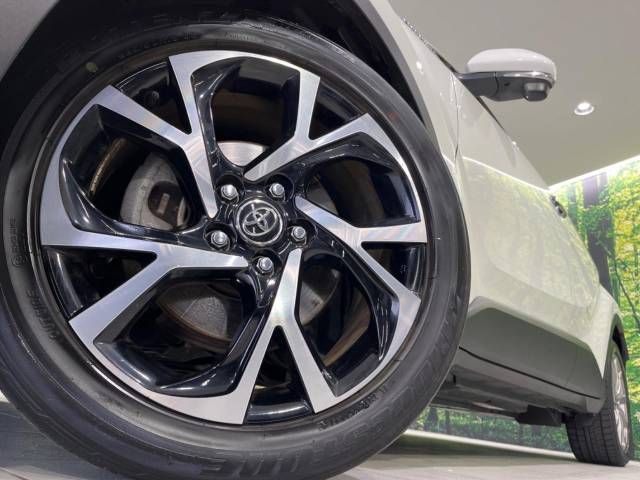 Toyota C-HR 2018-04 190911-13