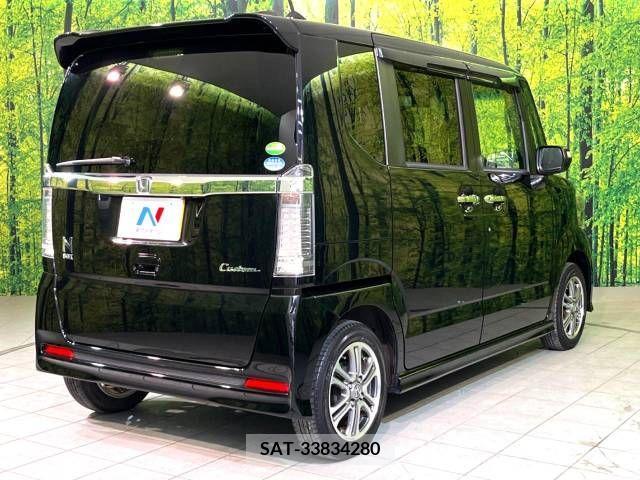 Honda N BOX CUSTOM 2017-01 335626-17