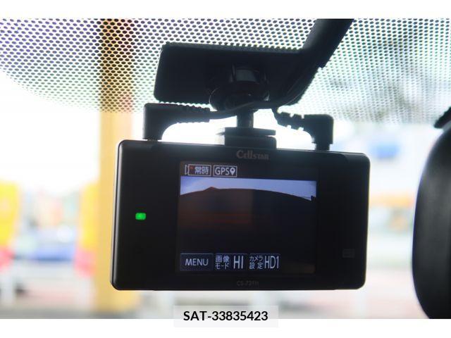 Toyota PRIUS ALPHA 2012-01 246102-19