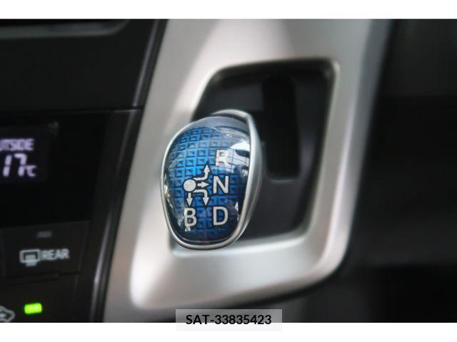 Toyota PRIUS ALPHA 2012-01 246102-17