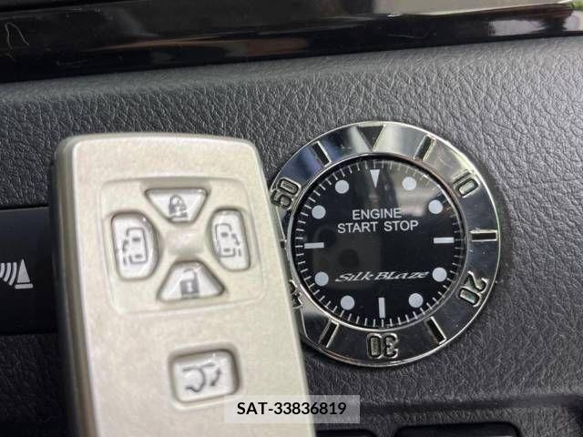 Toyota VELLFIRE 2010-12 287842-5