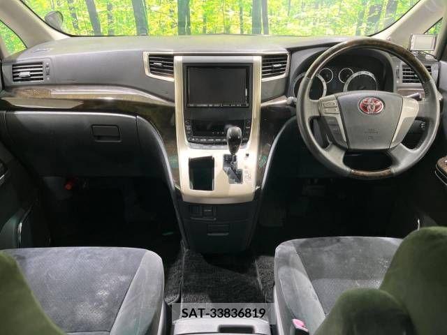 Toyota VELLFIRE 2010-12 287842-1