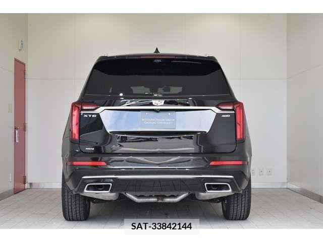 Cadillac XT6 2023-12 377679-2