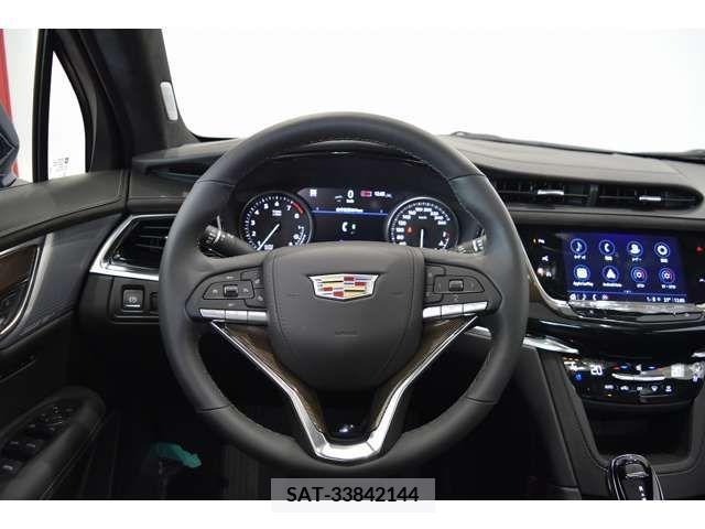 Cadillac XT6 2023-12 377679-9