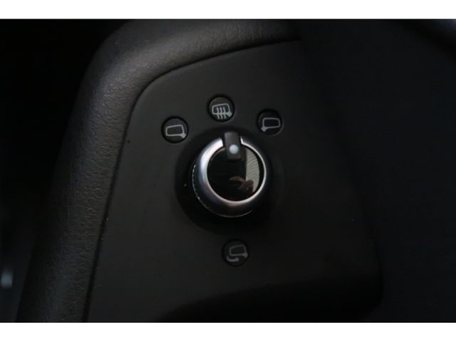 Audi A6 2012-10 9323-12