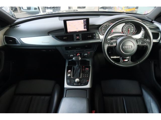 Audi A6 2012-10 9323-5