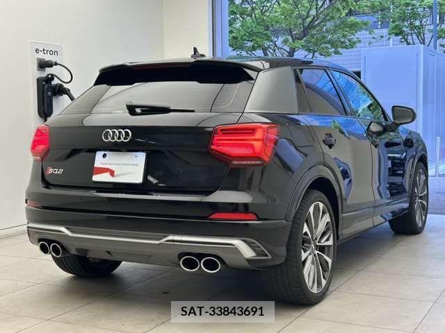 Audi SQ2 2021-04 261377-1