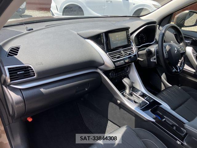 Mitsubishi ECLIPSE CROSS 2018-05 359525-23