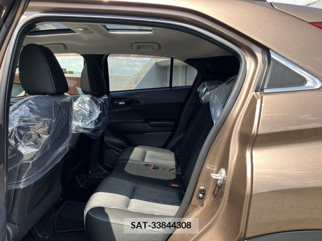 Mitsubishi ECLIPSE CROSS 2018-05 359525-26