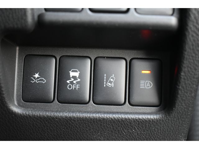 Nissan DAYZ ROOX 2018-08 15078-6