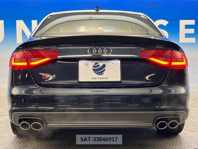 Audi S4 2012-09 241383-14