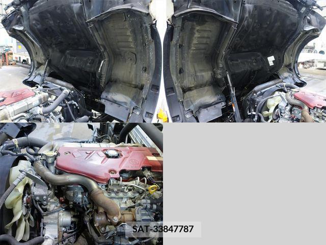 Hino DUTRO 2018-03 200688-15