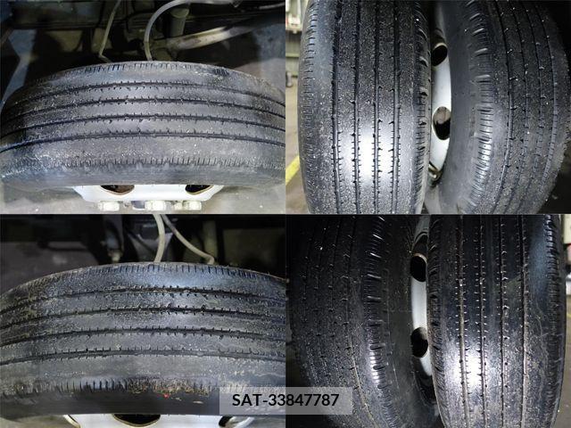 Hino DUTRO 2018-03 200688-16