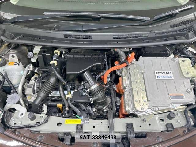 Nissan NOTE 2018-08 337047-18