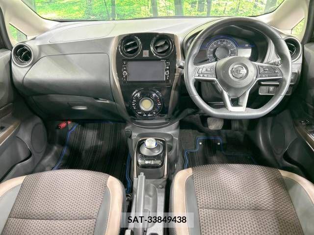 Nissan NOTE 2018-08 337047-1