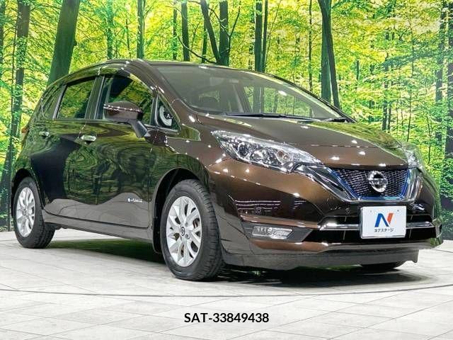 Nissan NOTE 2018-08 337047-16