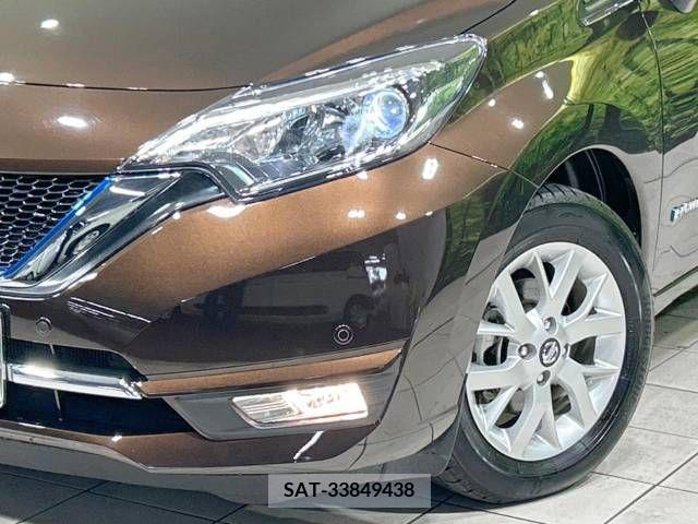 Nissan NOTE 2018-08 337047-12