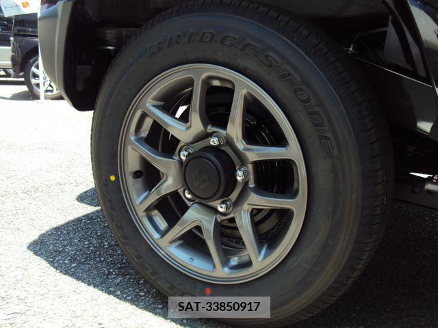 Suzuki JIMNY 2024-05 378360-14