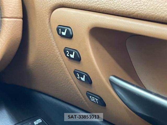 Lexus IS 2020-11 297913-6