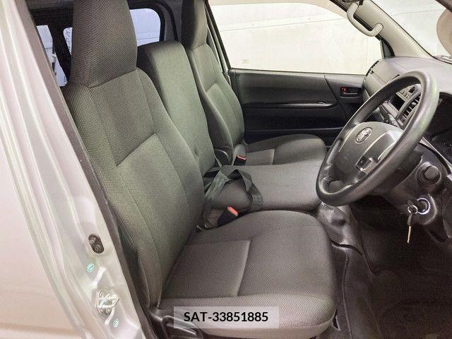 Toyota REGIUSACE VAN 2018-11 206130-9