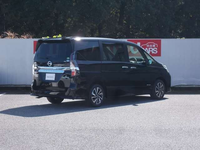 Nissan SERENA 2020-12 18303-1