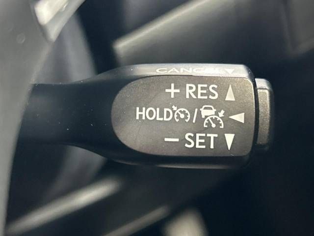 Toyota HARRIER 2017-07 13956-5