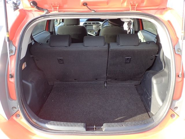 Toyota AQUA 2012-04 3078-27