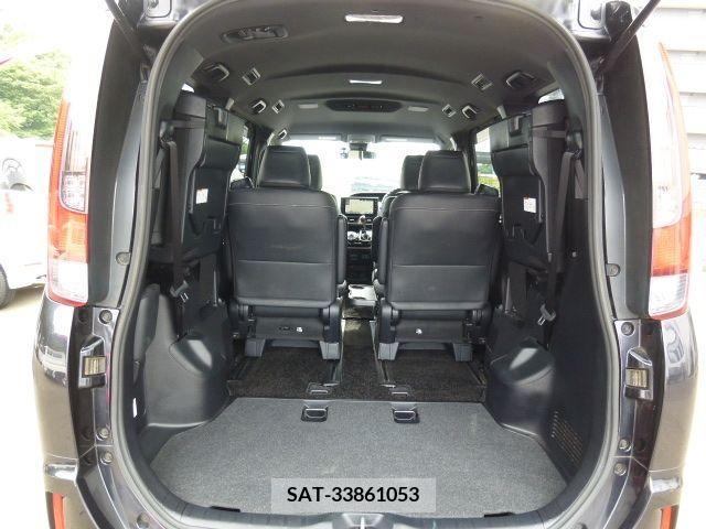 Toyota ESQUIRE 2016-05 268583-8