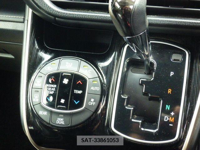 Toyota ESQUIRE 2016-05 268583-19